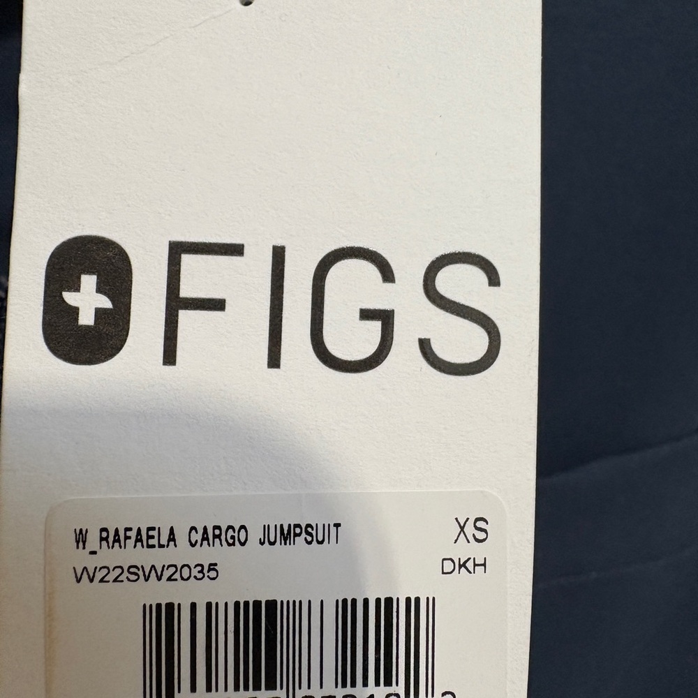 NEW Figs Rafaela Cargo Scrub Jumpsuit Size XS - Picture 8 of 8